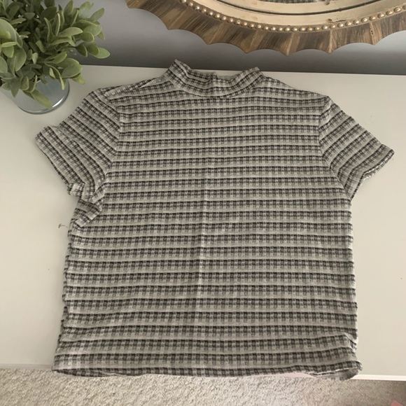 NWT AE Plaid Mock Neck Baby T-shirt - Picture 1 of 3